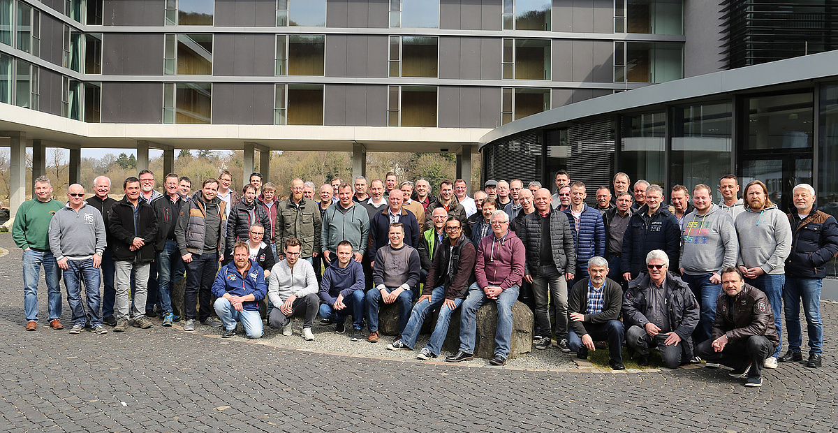 Knapp 70 Experten bei der Werkstattlehrer Knapp 70 Experten bei der Werkstattlehrer